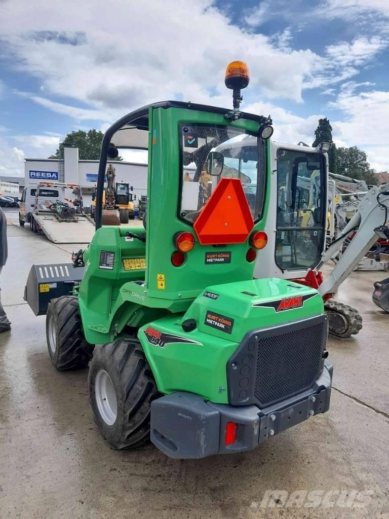 Avant 640i Skid steer loderler