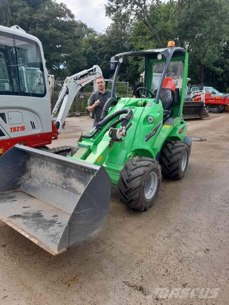 Avant 640i Skid steer loderler