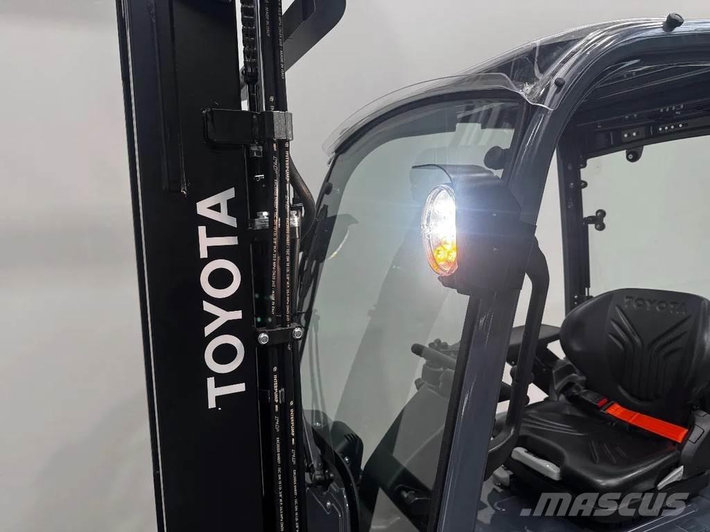 Toyota 8 FBM 20 T Elektrikli forkliftler