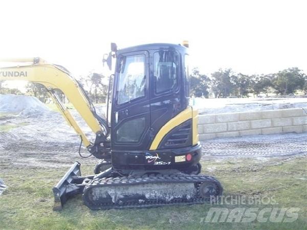 Hyundai R35Z-7 Mini ekskavatörler, 7 tona dek