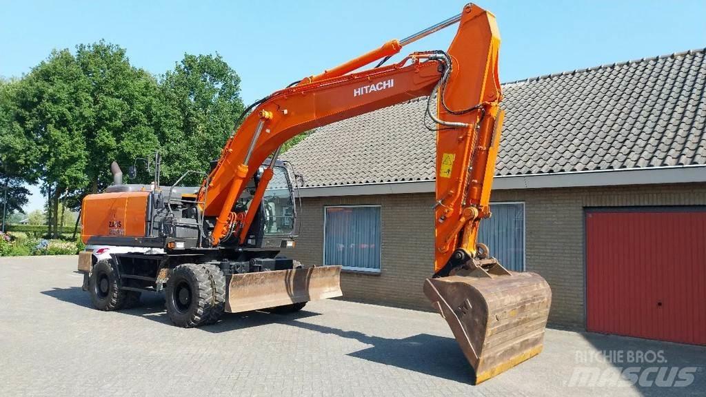 Hitachi ZX220W-5B Lastik tekerli ekskavatörler
