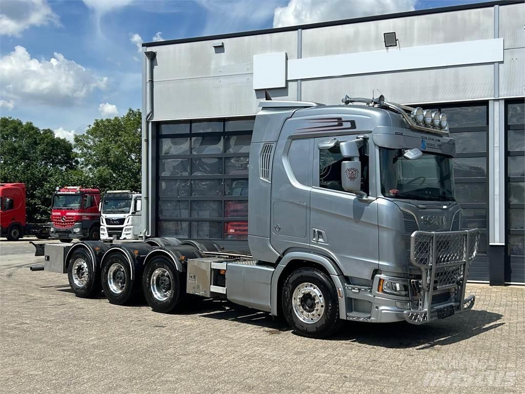 Scania R 650 8X4 Çekiciler