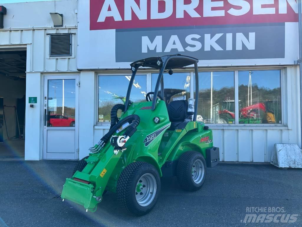 Avant 423 Skid steer loderler
