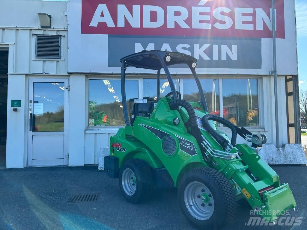 Avant 423 Skid steer loderler