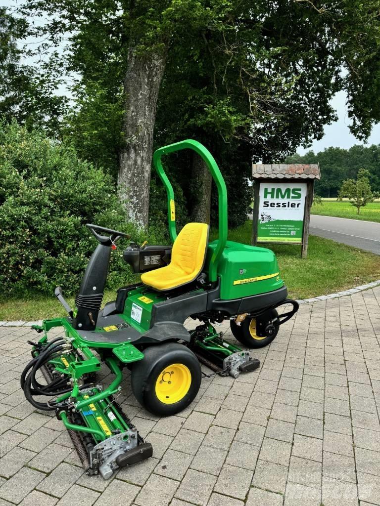 John Deere 2500 B Çim biçme makineleri