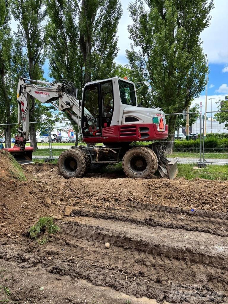Takeuchi TB295W Lastik tekerli ekskavatörler