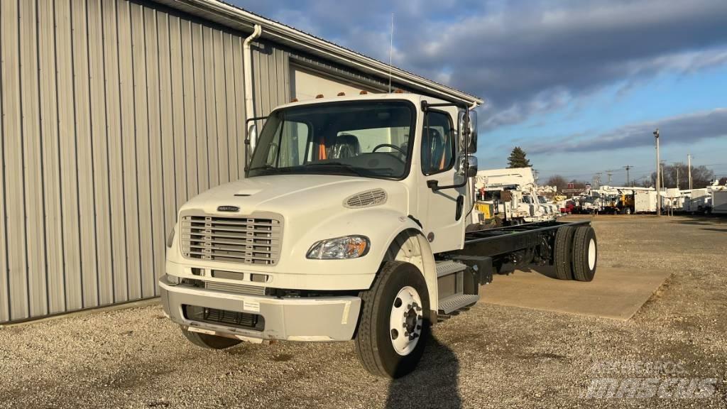 Freightliner M2 Çekiciler