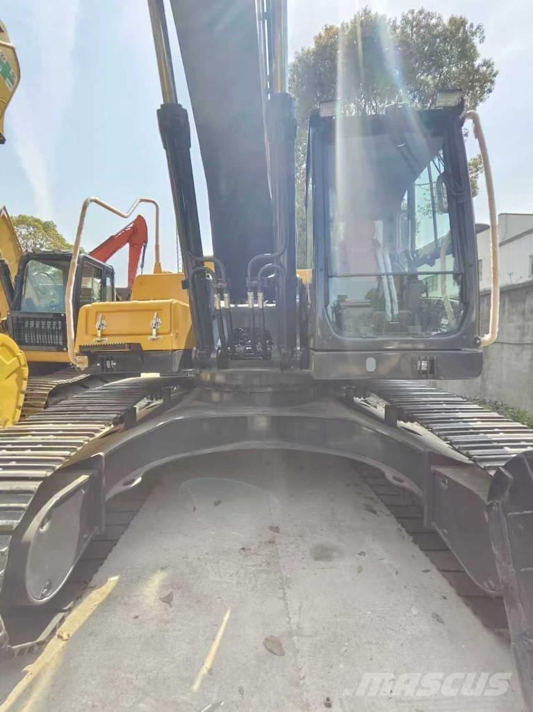 Volvo EC 250 D L Paletli ekskavatörler