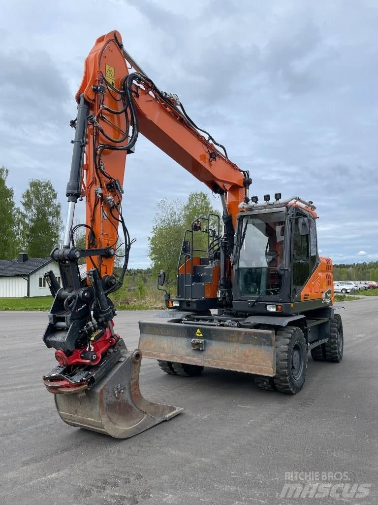 Doosan DX 165 W Lastik tekerli ekskavatörler
