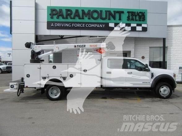 Ford F550 Diger