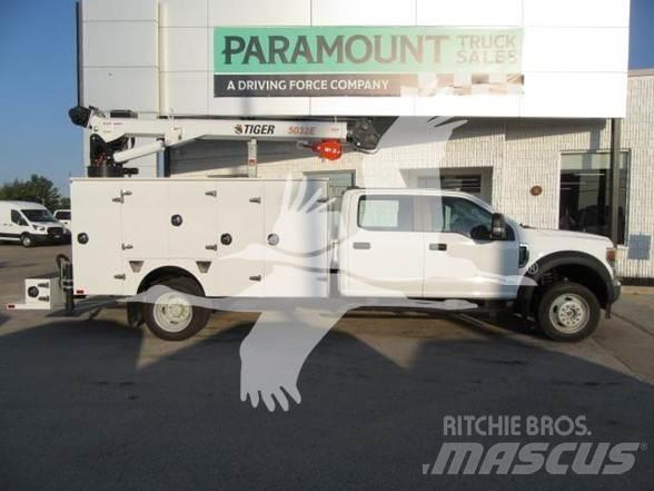 Ford F550 Diger