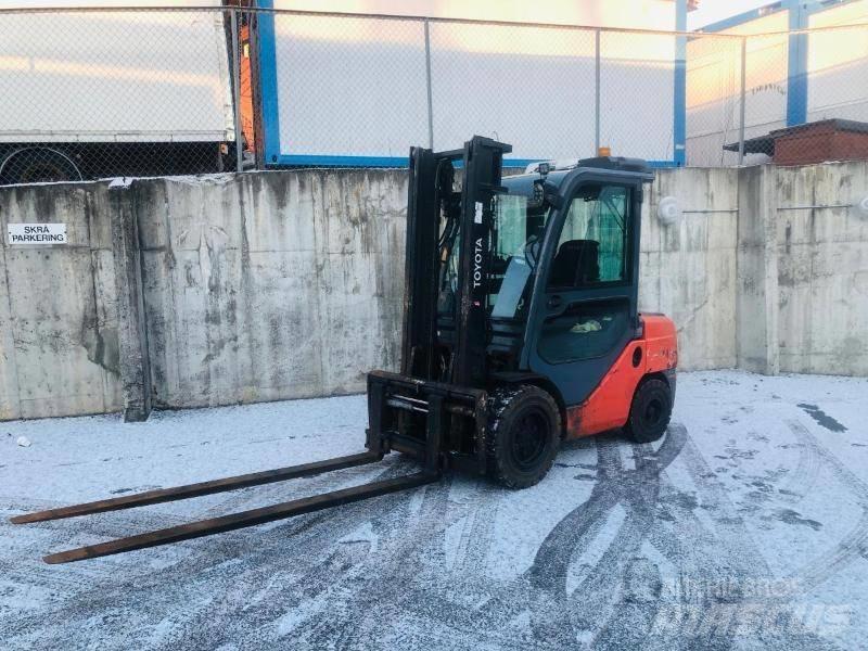 Toyota 52-8 FD JF 35 Dizel forkliftler