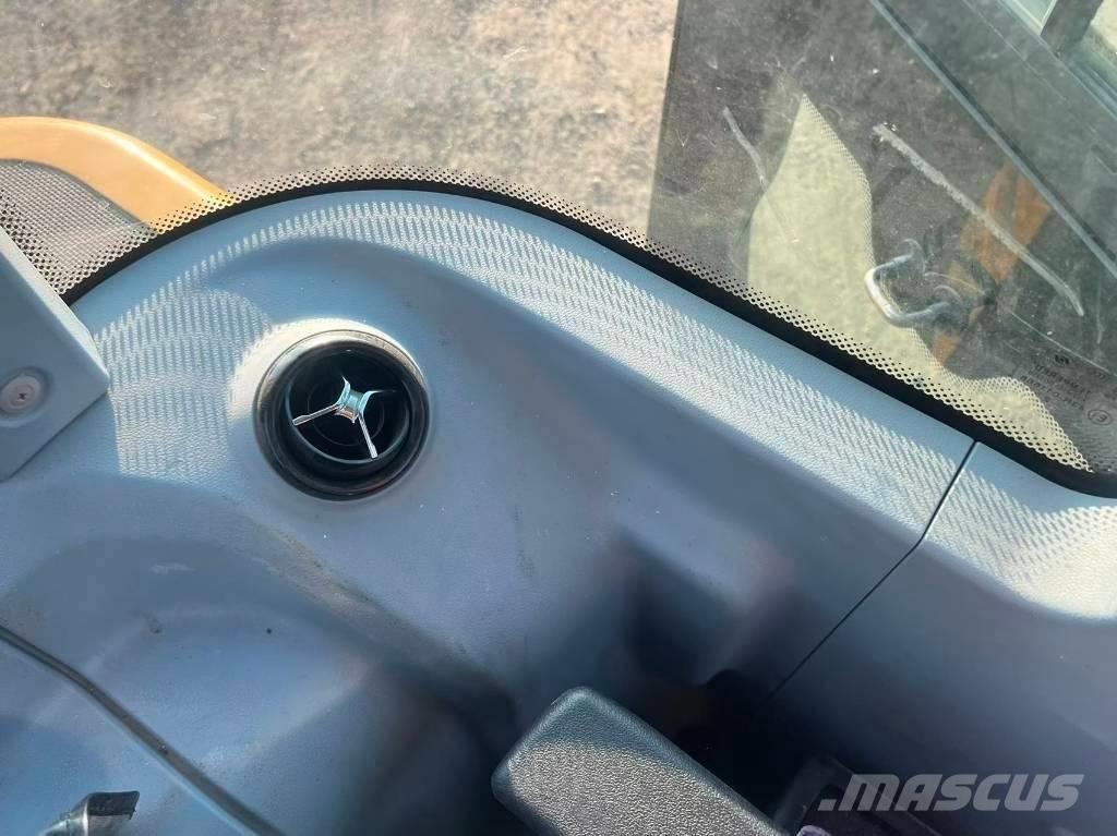 Sany SY 55 C Paletli ekskavatörler