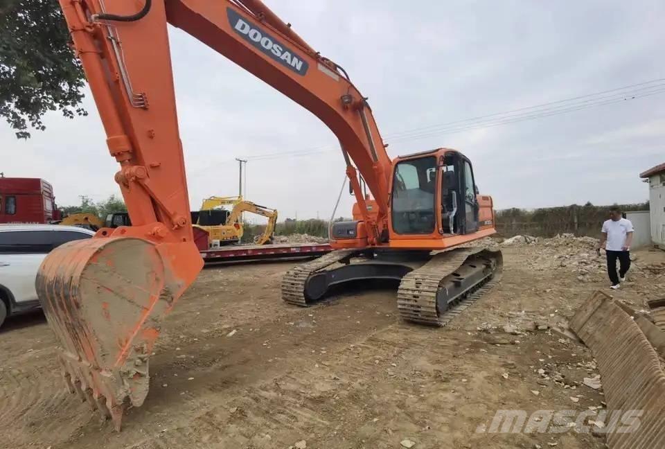 Doosan DX300LC Paletli ekskavatörler