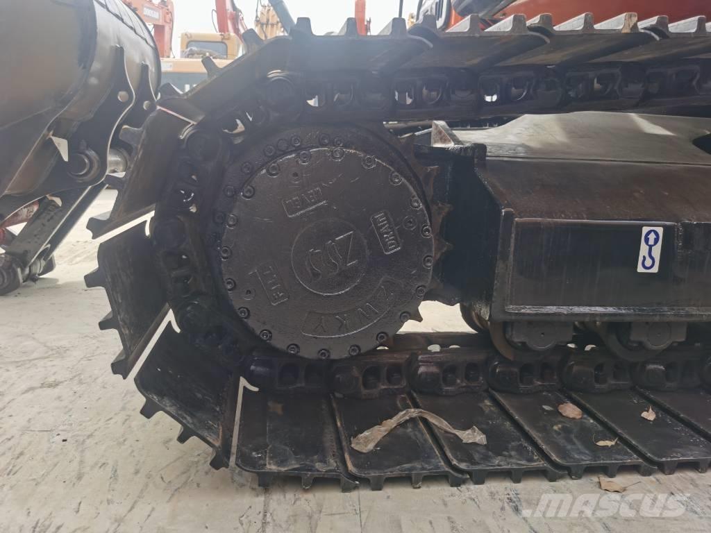 Doosan DX 225 LC-9C Paletli ekskavatörler