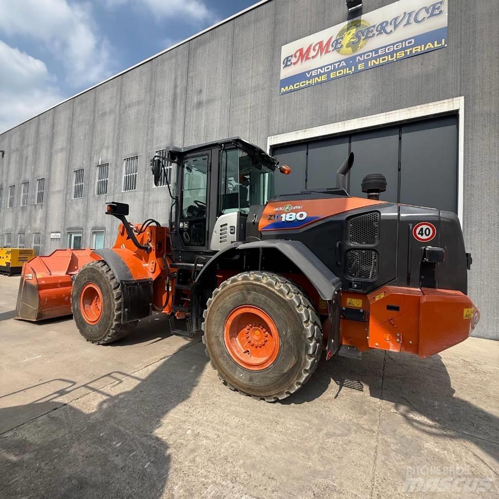 Hitachi ZW180-6 Tekerlekli yükleyiciler