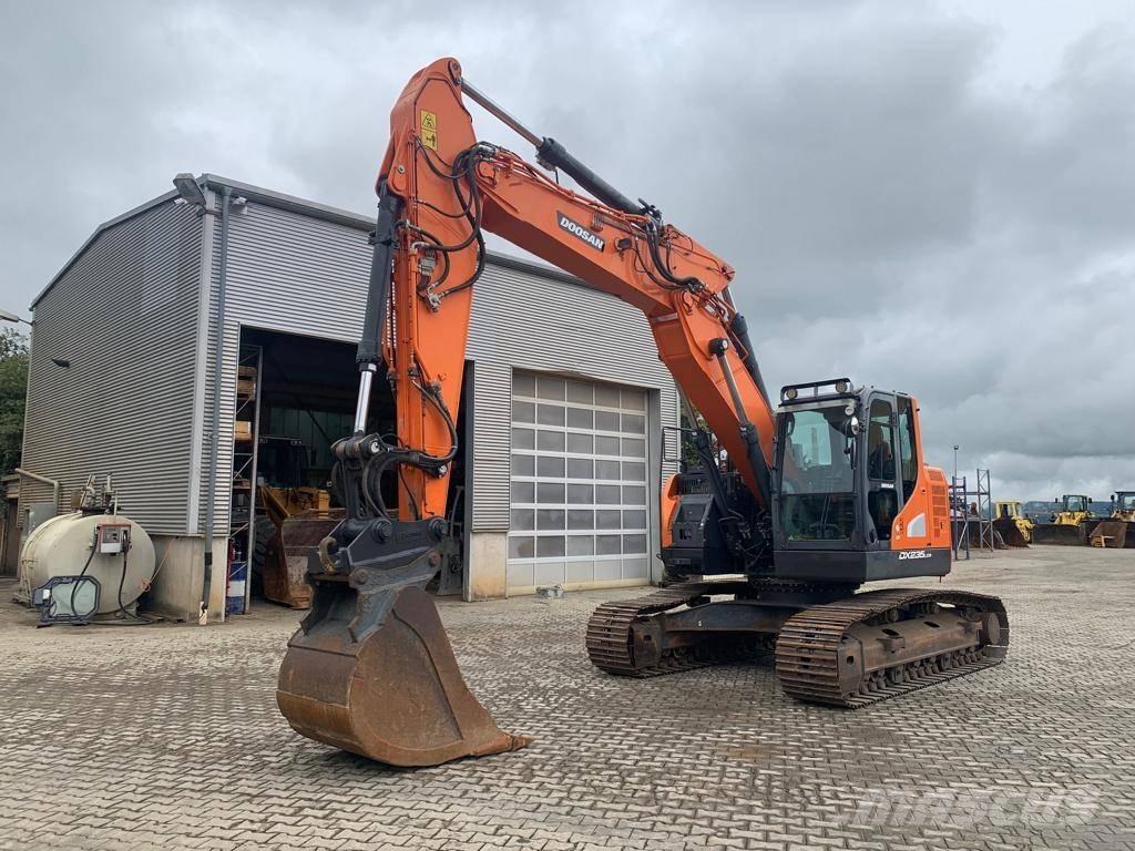 Doosan DX 235 LCR-5 Paletli ekskavatörler