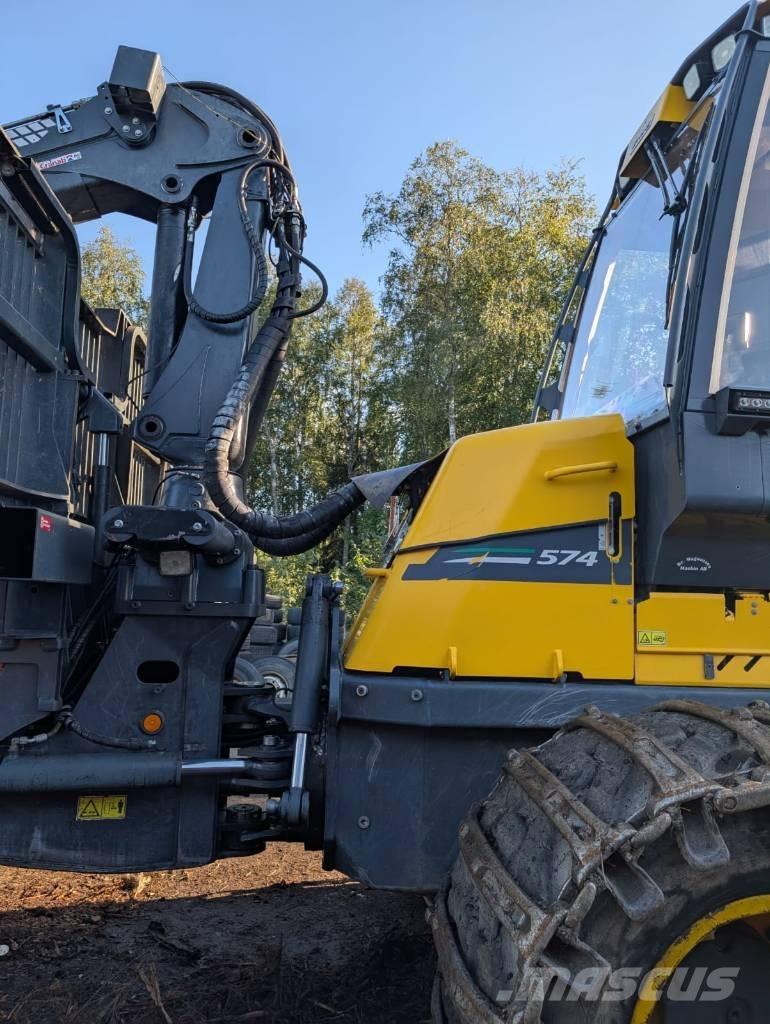 Eco Log 574 F Tomruk yükleyici traktörler