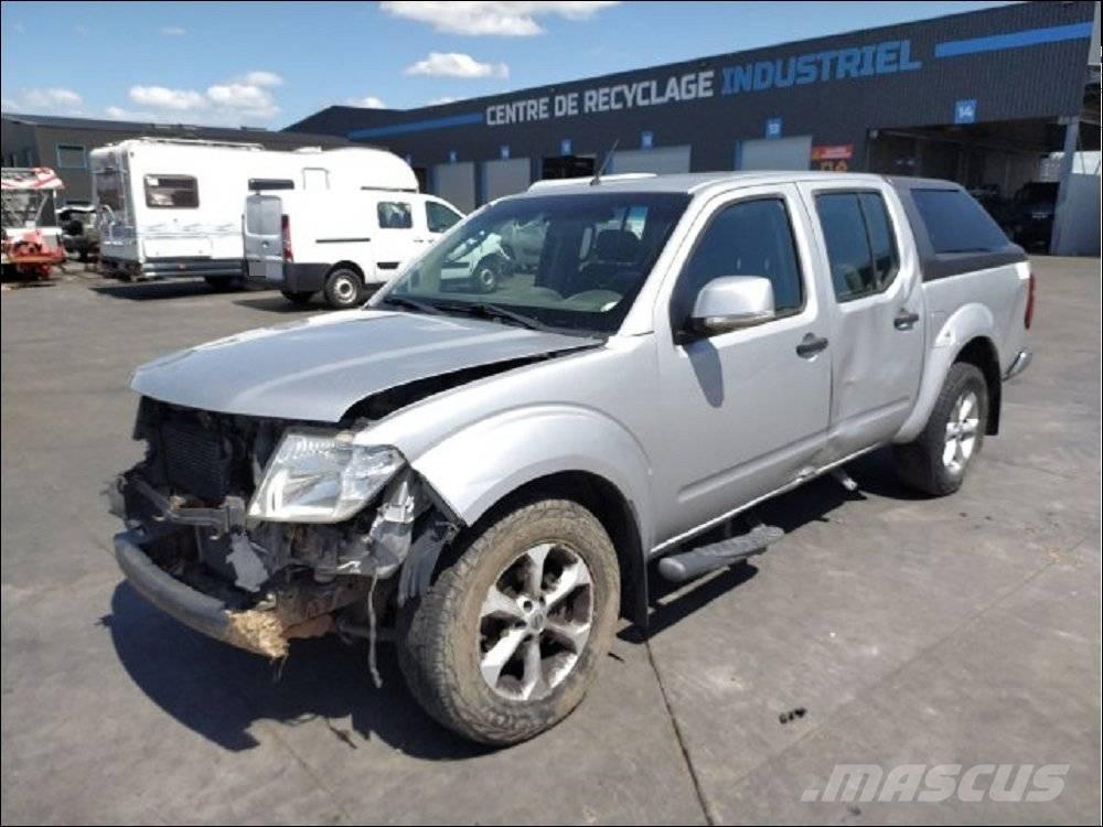 Nissan Navara 1 Pikaplar