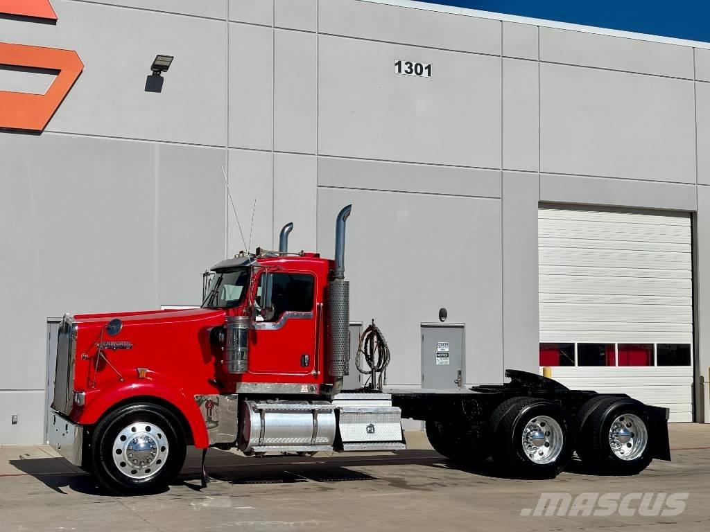 Kenworth W 900 Çekiciler
