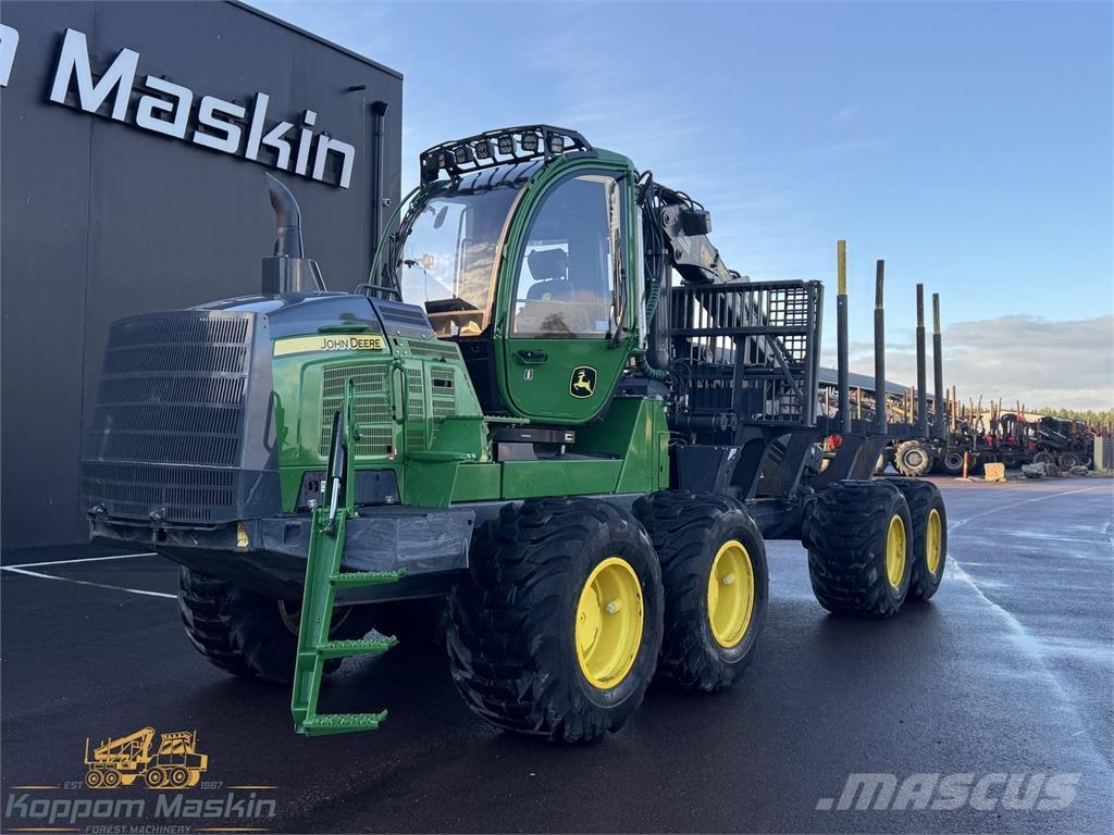 John Deere 1210G Tomruk yükleyici traktörler