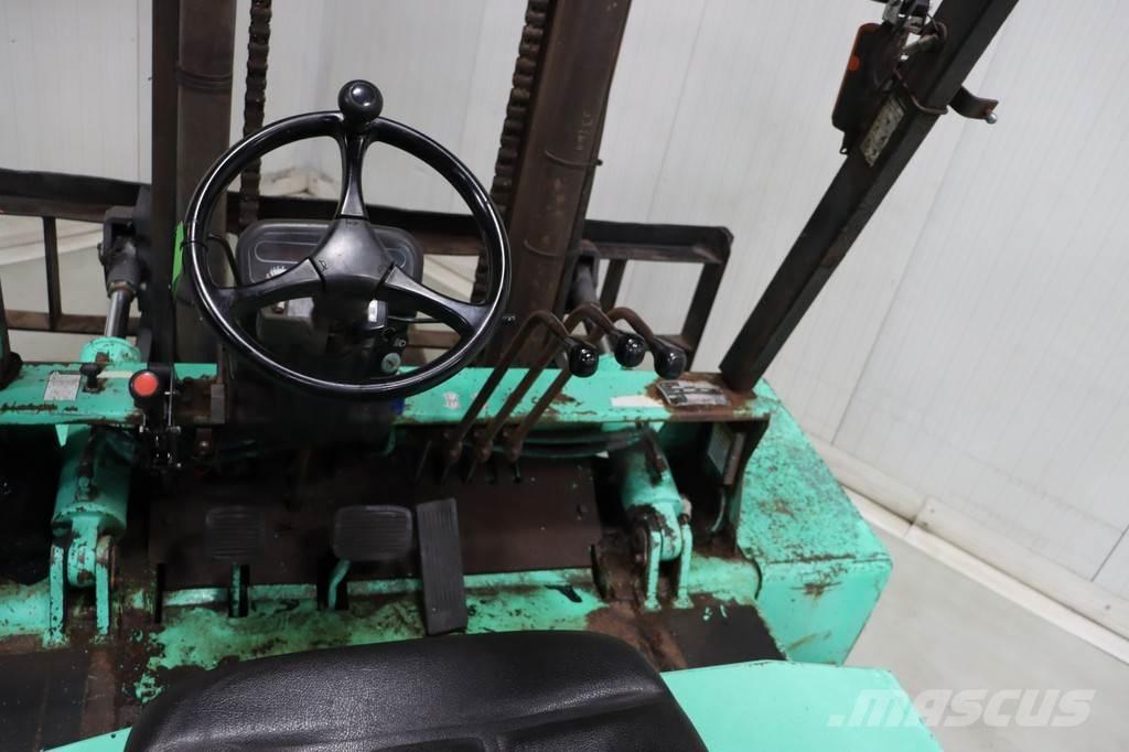 Mitsubishi FD70 Dizel forkliftler
