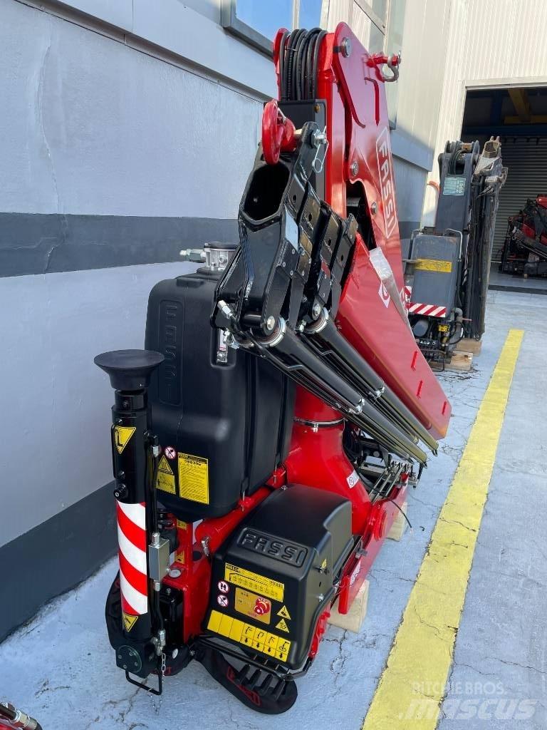 Fassi F85B.0.24 Yükleme vinçleri