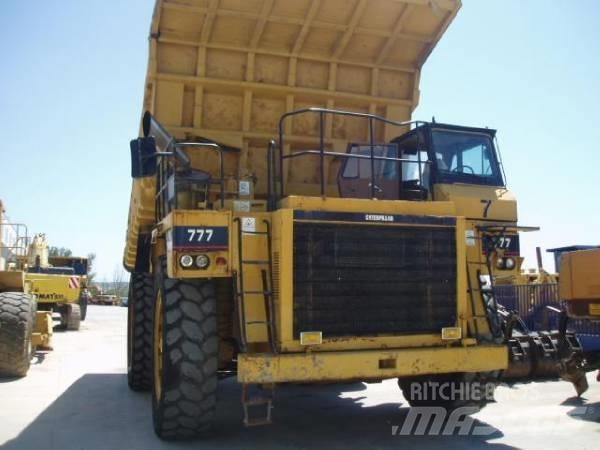 CAT 777 Yol disi kaya kamyonu
