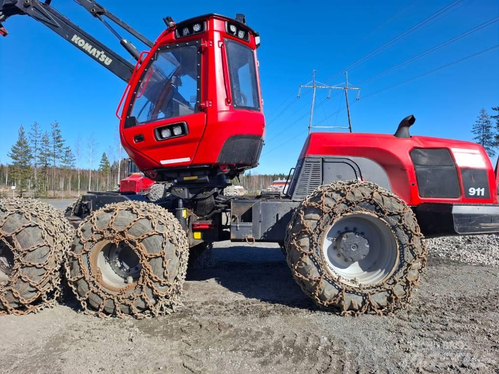 Komatsu 911 Biçerdöverler