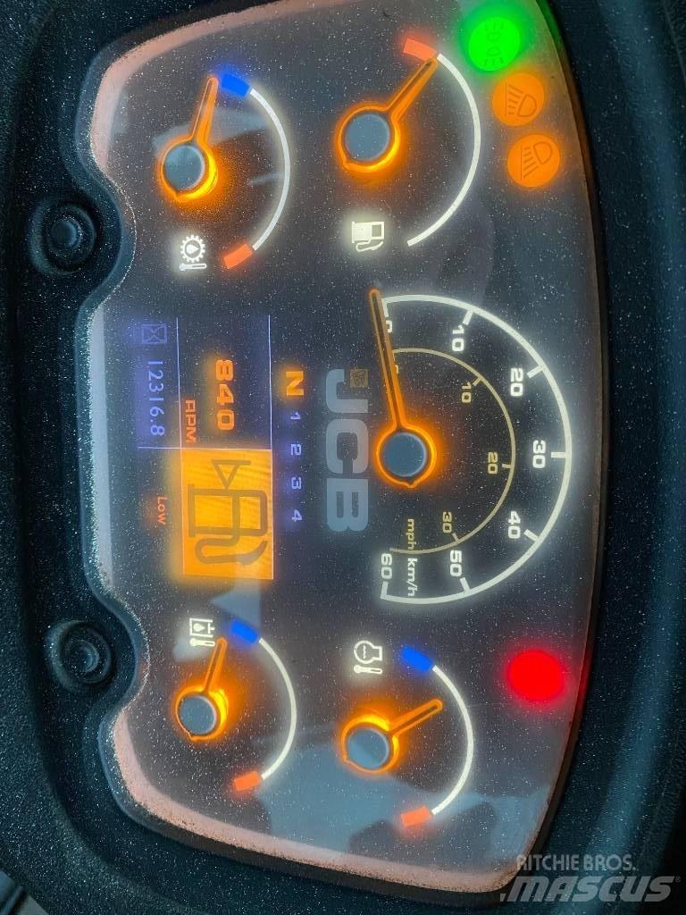 JCB 411 HT T4i Tekerlekli yükleyiciler