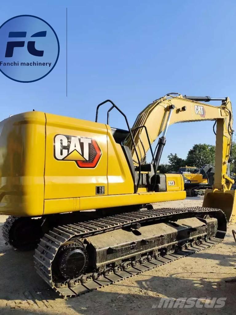 CAT 323 Paletli ekskavatörler