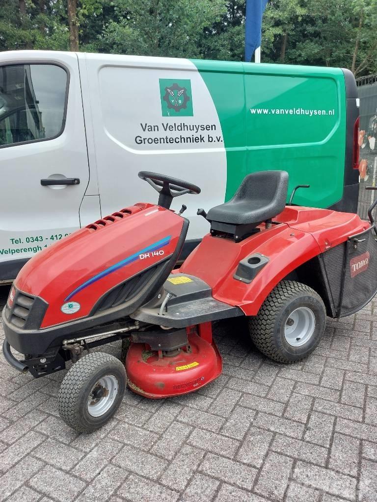 Toro zitmaaier DH140 Mobil çim biçme makineleri