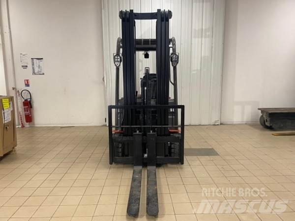 Manitou ME320 Arazi tipi forklift