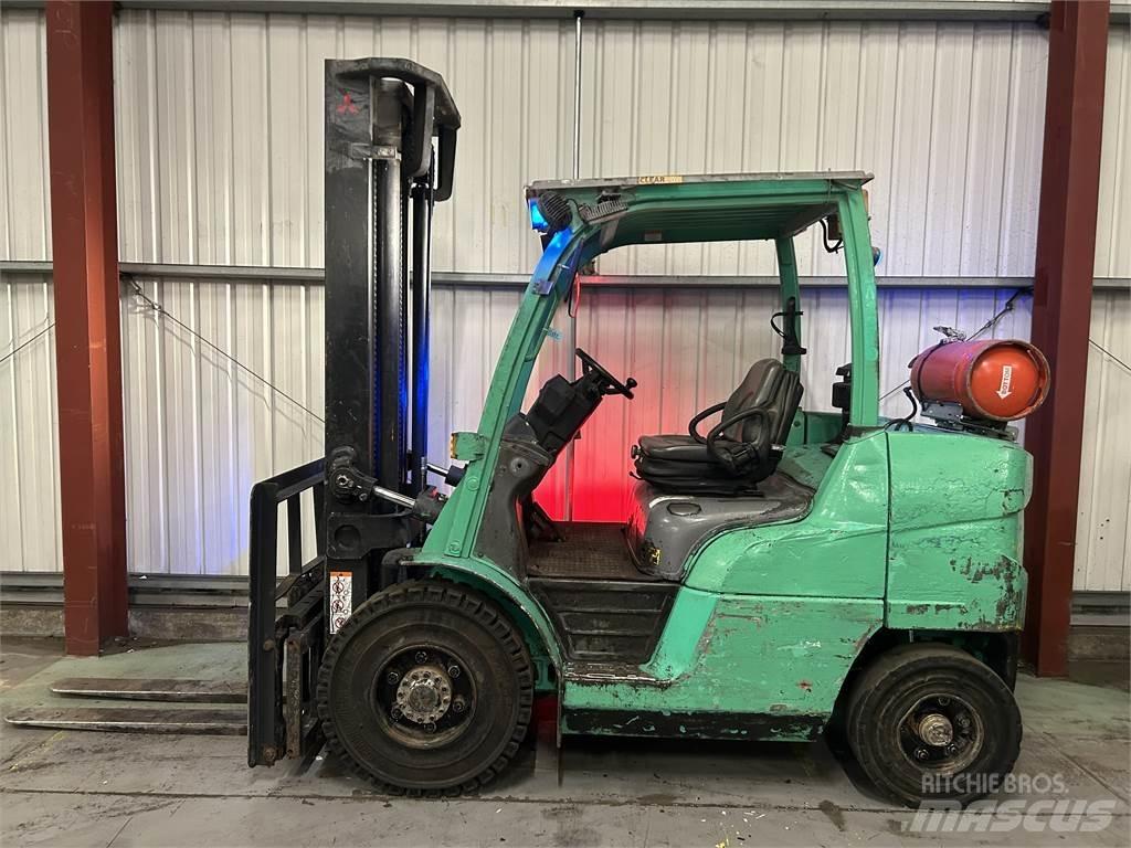 Mitsubishi FG40NT LPG'li forkliftler