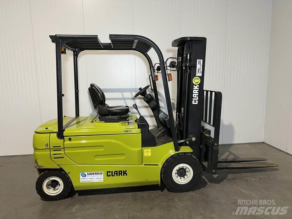 Clark GEX30 Elektrikli forkliftler