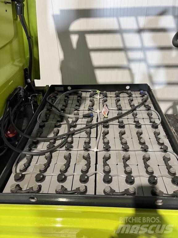 Clark GEX30 Elektrikli forkliftler