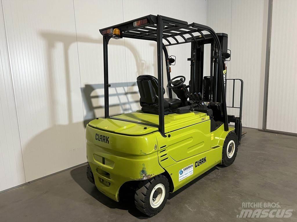Clark GEX30 Elektrikli forkliftler