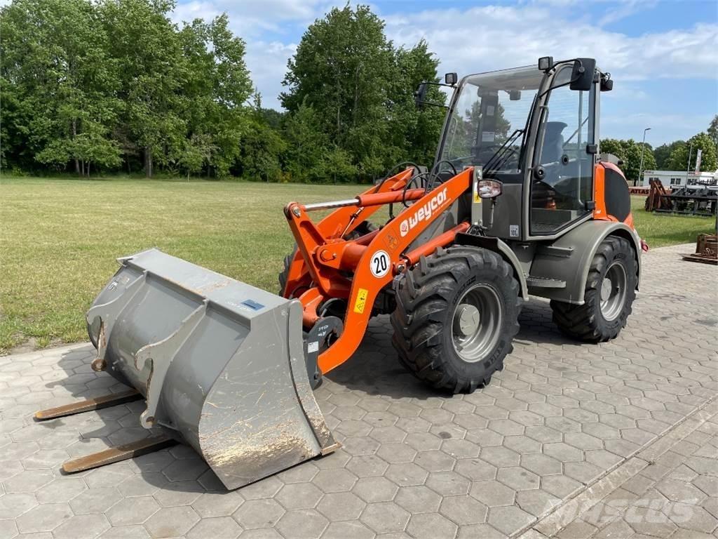 Atlas AR400 Tekerlekli yükleyiciler