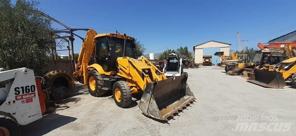 JCB 3 CX SM 4 T Kazıcı yükleyiciler - beko loder