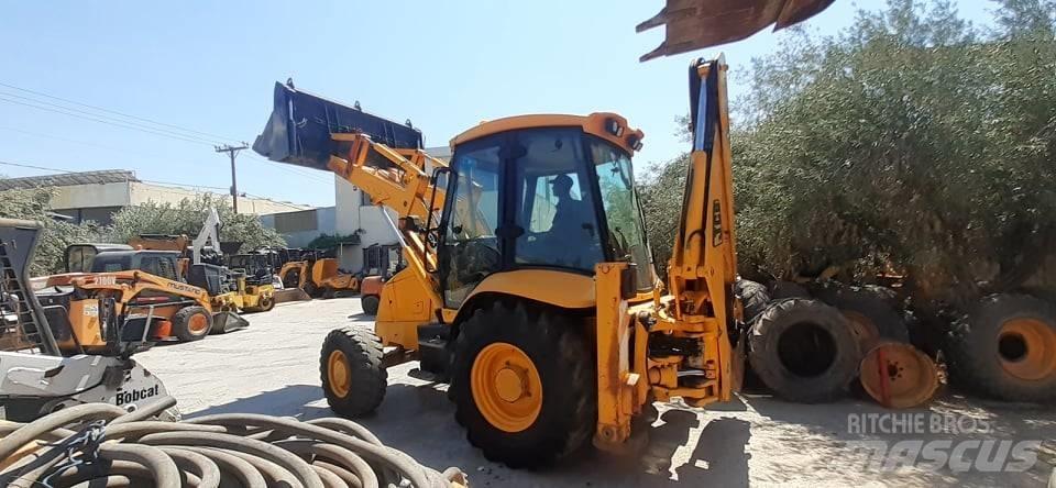 JCB 3 CX SM 4 T Kazıcı yükleyiciler - beko loder