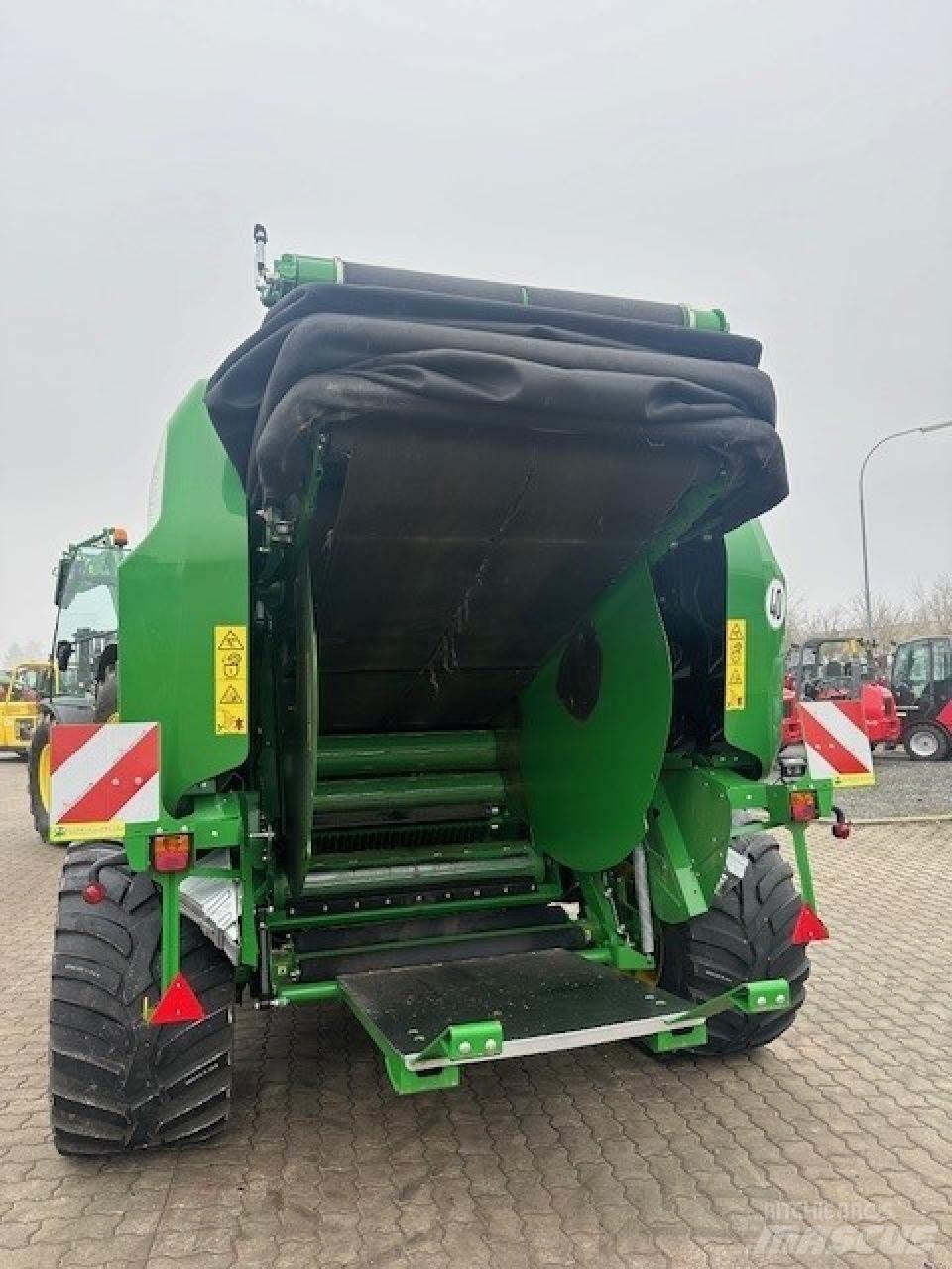John Deere V461R Rulo balya makinalari