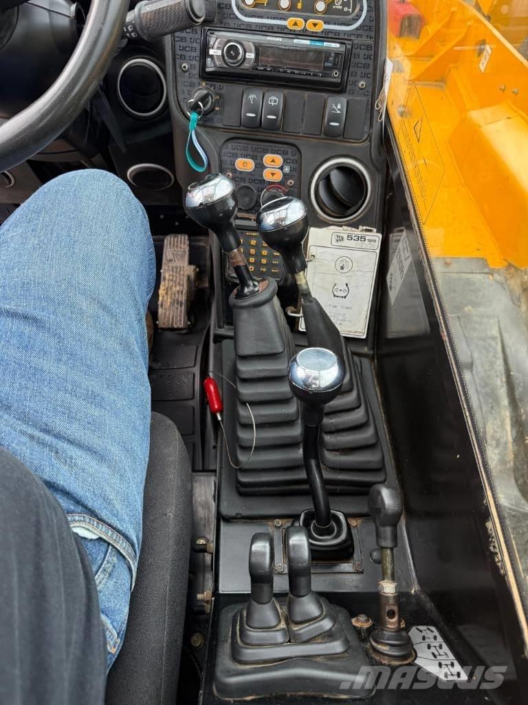 JCB 535-125 Tarimsal teleskopik yükleyiciler