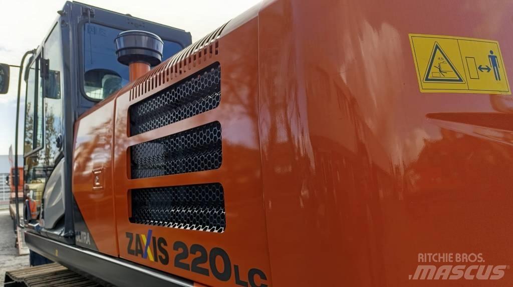 Hitachi ZX 220 LC Paletli ekskavatörler