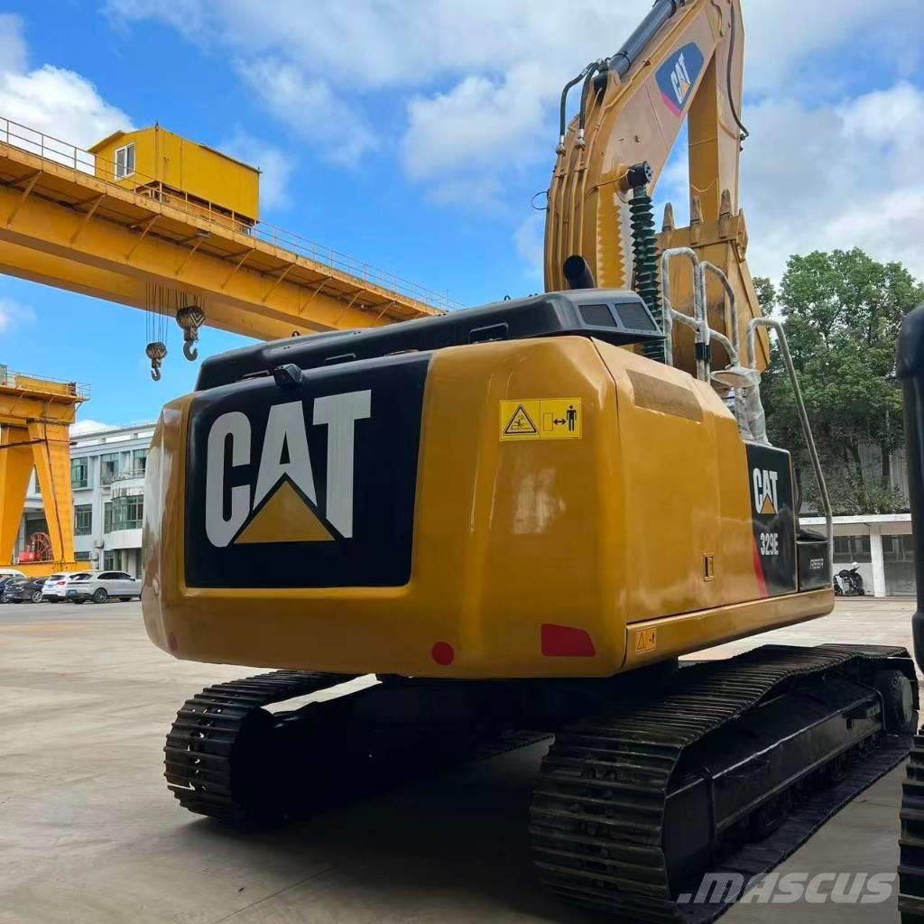 CAT 329 E Paletli ekskavatörler