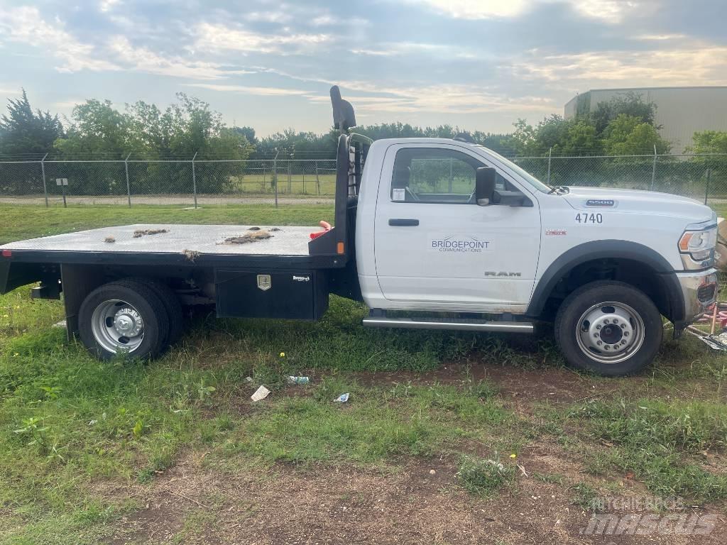 RAM 5500 Flatbed kamyonlar