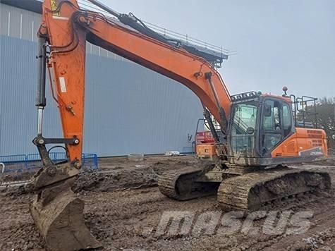 Doosan DX 225 LC-5 Paletli ekskavatörler