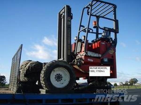Moffett M2403N Arazi tipi forklift