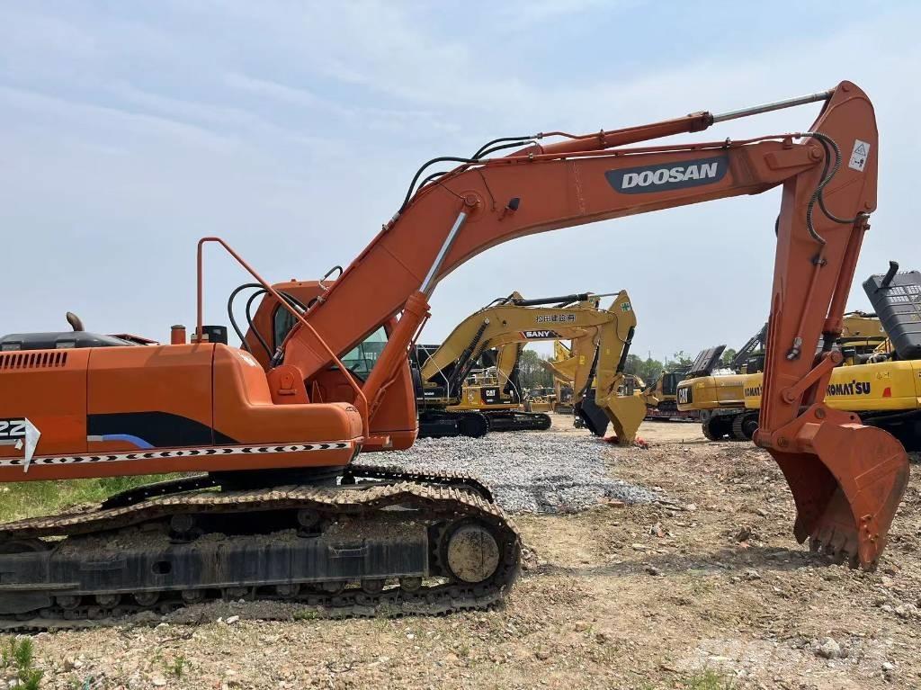 Doosan DH225 Paletli ekskavatörler