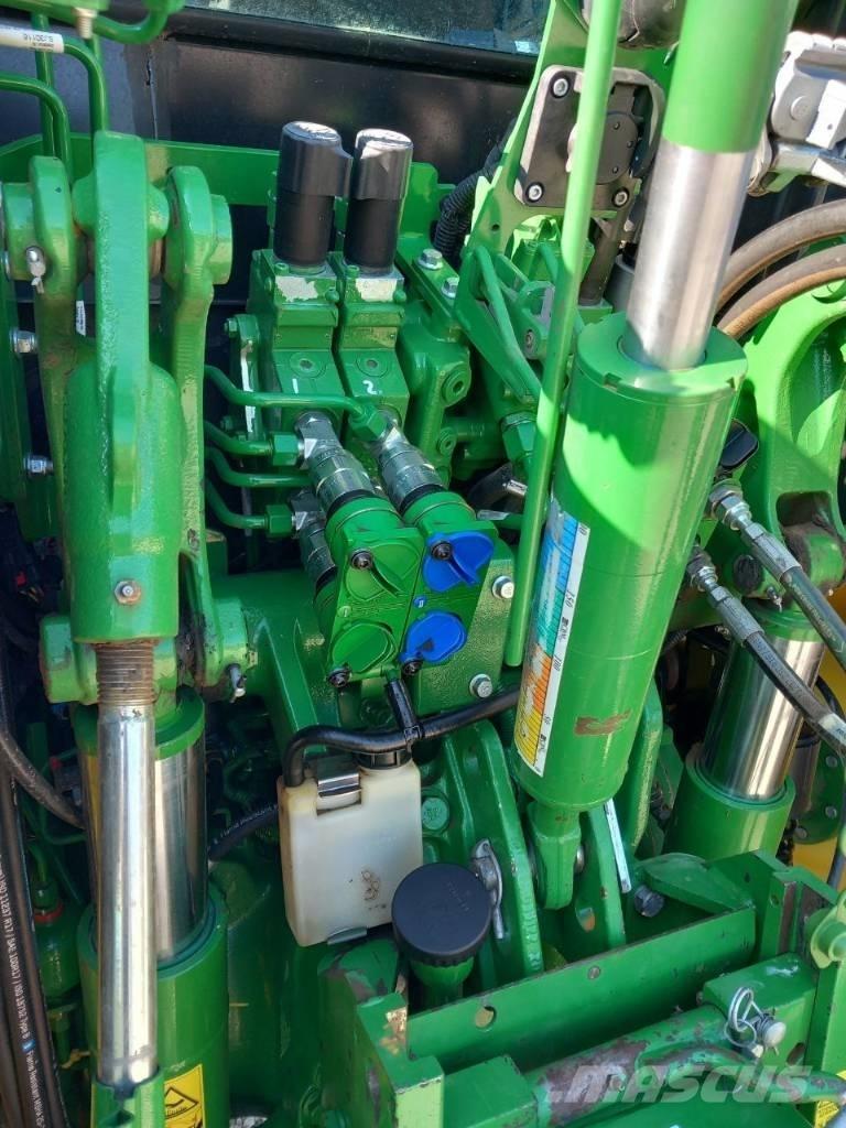John Deere 5125 R Traktörler