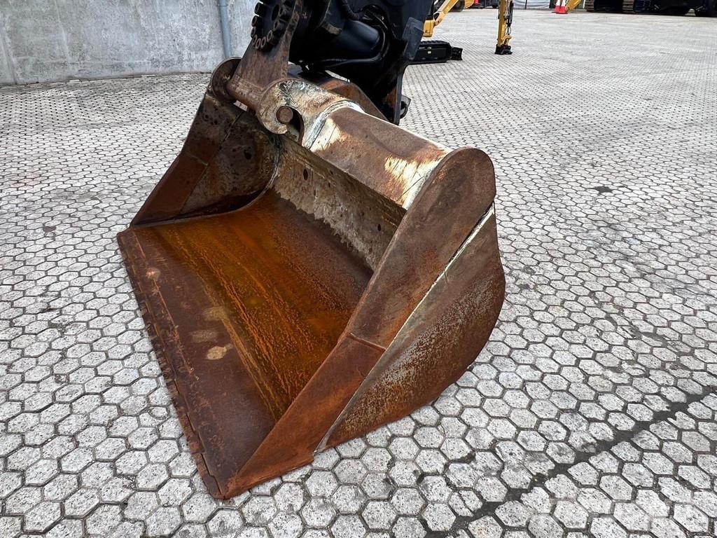 CAT 325-07B Paletli ekskavatörler